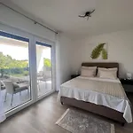 Villa H *