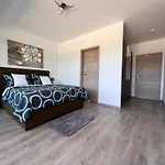 H Villa *